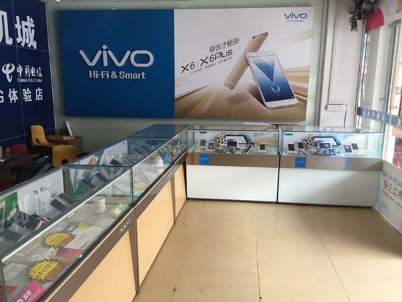 在智能手机市场，苹果手机始终占据着一席之地。今天，我们就来对比分析一下安卓系统与iOS系统的优劣，帮助你更好地了解这两款操作系统。